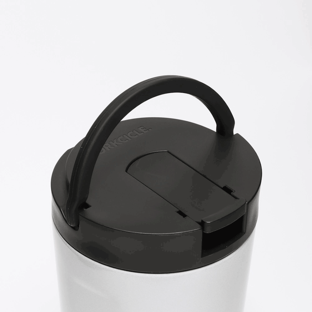 disney-kids-cup-i4 Kids_Cup_28_0906b7b6-4acf-4cb6-8c0d-d15f57c40b85.gif