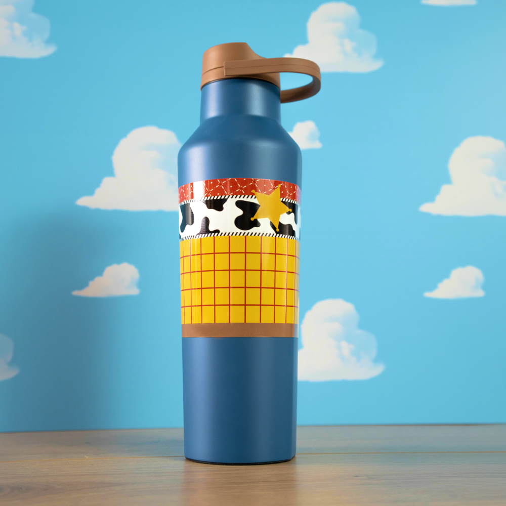 toy-story-sport-canteen-i9 50f41b5cb358--PDP-WOODY.png